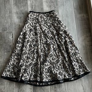 Lauren Ralph Lauren pleated long skirt (size 6).